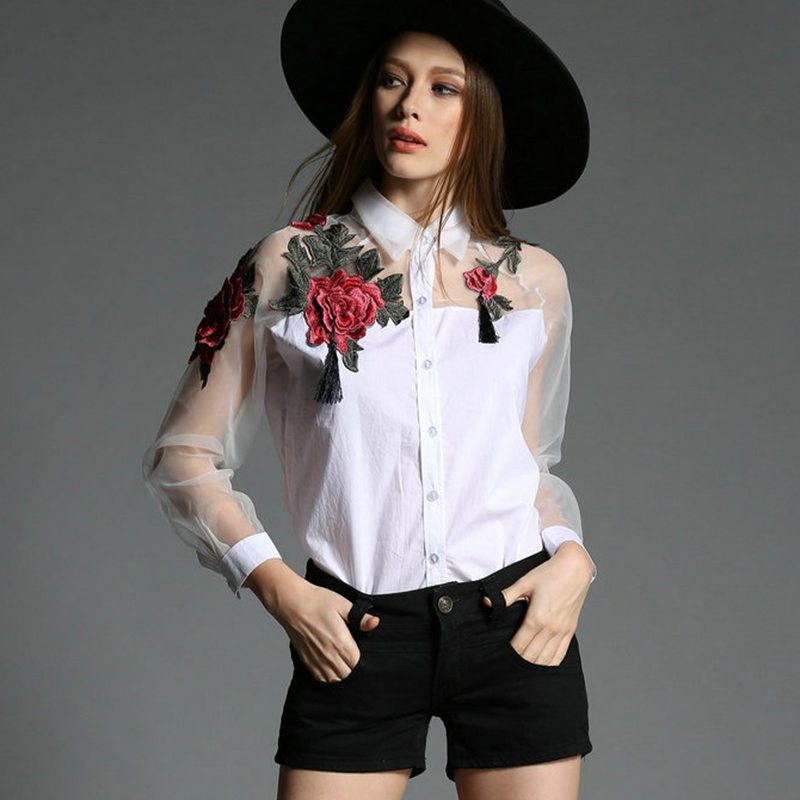 Embroidery Underlay - Blusa de gasa con bordado Floral