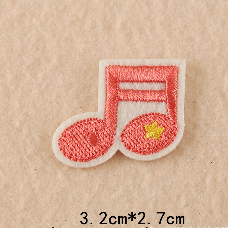 Parche pequeño bordado de dibu - Embroidery Egg reseña y precio